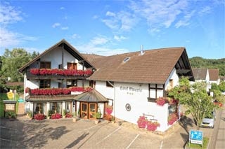 Fahrradfahrer Landhotel Ewerts in Insul