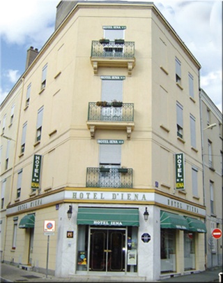 Fahrradfahrer Hotel Iena in Angers