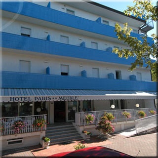 Fahrradfahrer Hotel Paris in Lignano Sabbiadoro