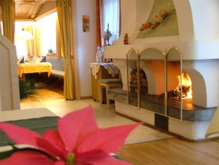  Hotel Taufers in Mühlen in Taufers 