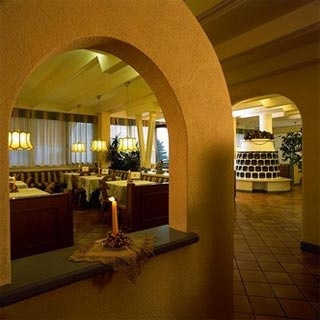  Familien Urlaub - familienfreundliche Angebote im Wellness Hotel Veronza Clubresidence in Carano di Cavalese(TN) in der Region Val di Fiamme, Fleimstal 