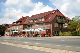 Motorradfahrerfreundliches Hotel Böttchers Gasthaus in Rosengarten - Nenndorf