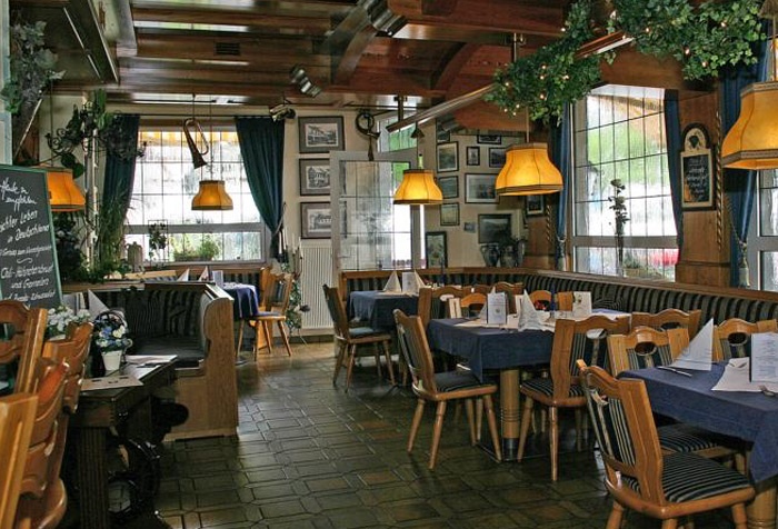  Hotel zur Post in Waldbreitbach 