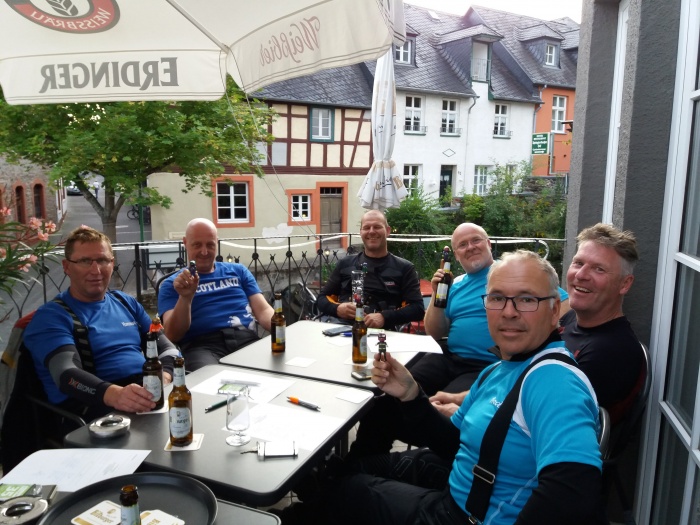  Gäste Fotoeinsendungen 