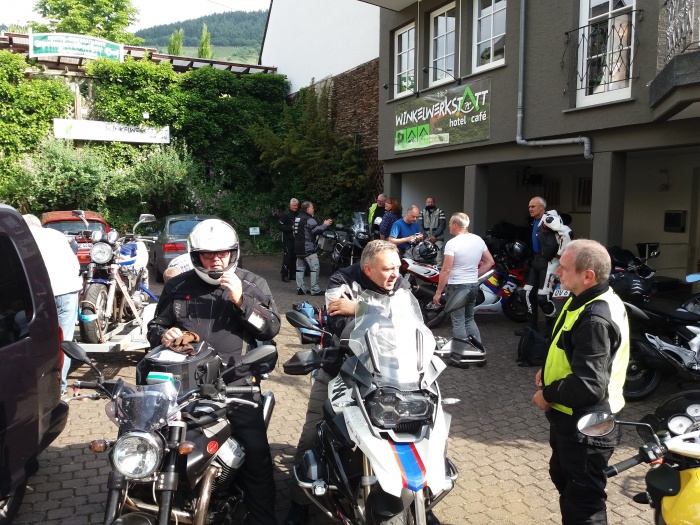  Gäste Fotoeinsendungen 