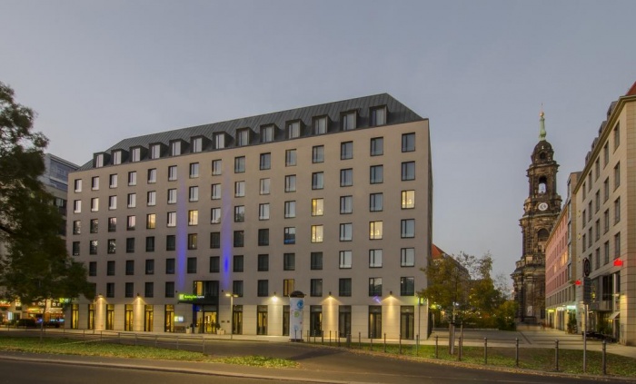  Our motorcyclist-friendly Holiday Inn Express Dresden City Centre  