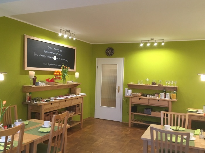  Our motorcyclist-friendly Apartmenthaus-Sonnen in Düsseldorf Lohausen  