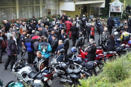  Gäste Fotoeinsendungen 