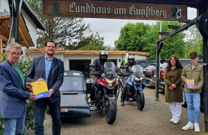  Gäste Fotoeinsendungen 