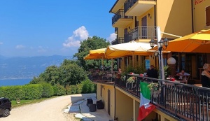  Hotel Costabella in San Zeno Di Montagna 