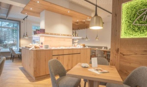  Our motorcyclist-friendly Hotel dasZimmermann  