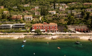  Our motorcyclist-friendly Hotel Menapace  