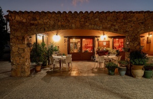  Agriturismo Rocce Bianche in Arbus (SU) 