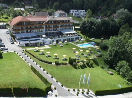  Our motorcyclist-friendly Hotel SCHÖNBLICK - Schneider GmbH  