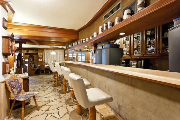  Hotel Goldner Stern **** in Muggendorf 