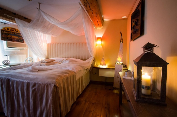  Our motorcyclist-friendly Hotel de Stokerij  