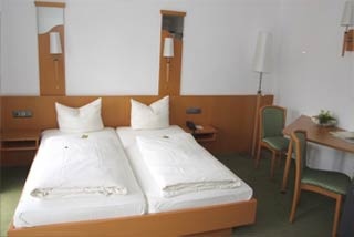  Our motorcyclist-friendly Bitburger Hof  