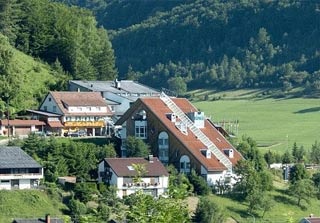  Our motorcyclist-friendly Hotel Restaurant Höhenblick  