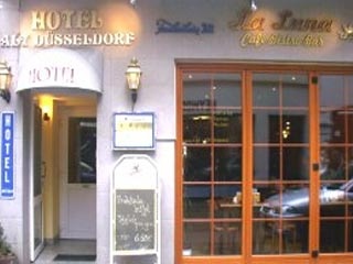  Our motorcyclist-friendly Hotel Alt Düsseldorf  