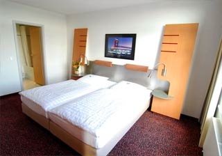  Our motorcyclist-friendly Hotel Motorsport Arena  