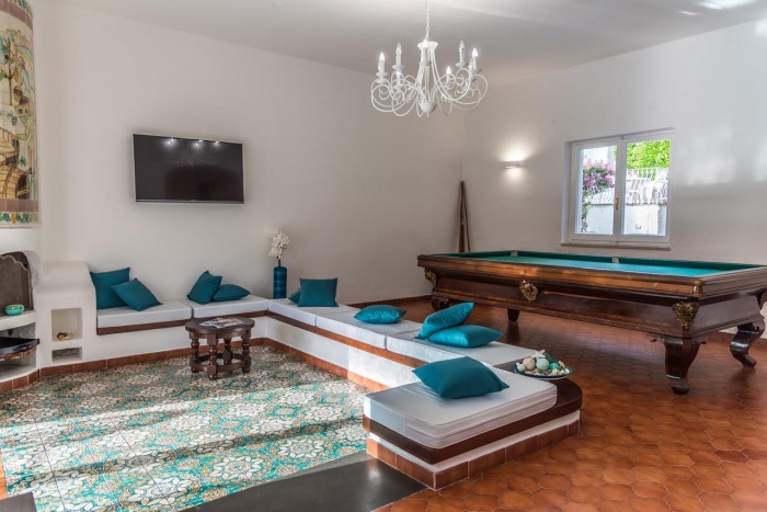  Our motorcyclist-friendly Ischia Dream Sunset  