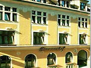  Our motorcyclist-friendly Hotel Brunnenhof  