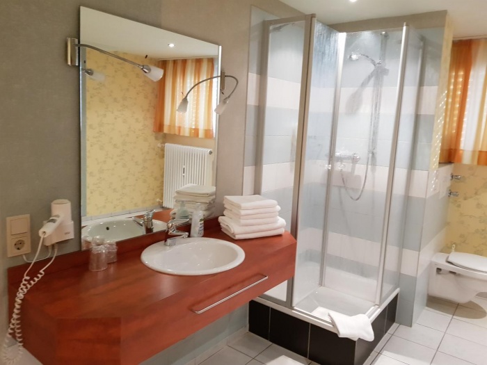  Zum Moseltal in Mehring 