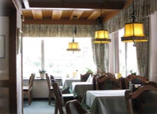  Our motorcyclist-friendly Mosel-Hotel-Restaurant Ostermann  