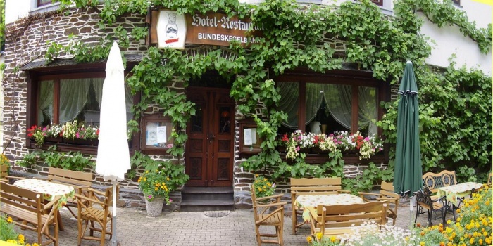  Our motorcyclist-friendly Moselhotel Waldeck  