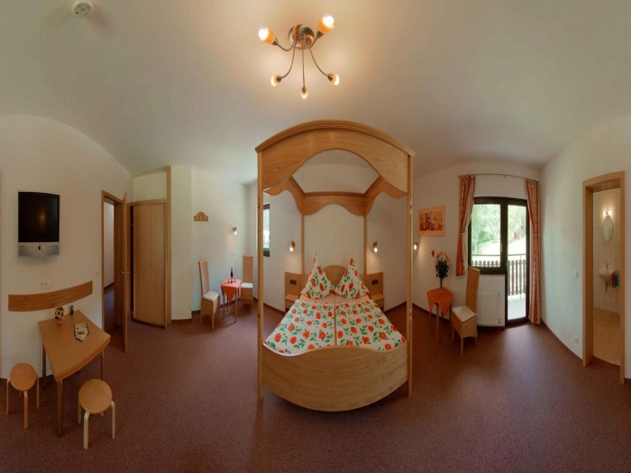  Our motorcyclist-friendly Moselhotel Waldeck  