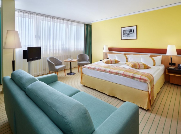 Hotel Flughafen Berlin Schoenefeld Park Sleep And Fly www.sleep-and-fly.de