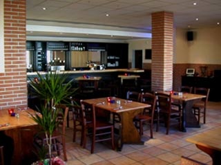  Flughafen Akazienhof Hotel & Brauhaus 