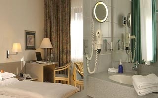  Flughafen Hotel Spiegel 