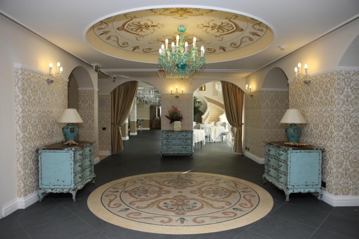  Our motorcyclist-friendly MARINA HOLIDAY RESORT & SPA  