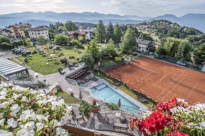  Our motorcyclist-friendly Alp & Wellness Sport Hotel Panorama  