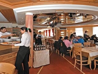  Our motorcyclist-friendly Hotel Touring  