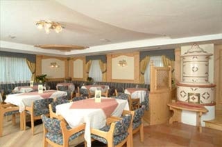  Our motorcyclist-friendly Albergo Dimaro Wellness Hotel  