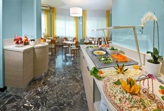  Our motorcyclist-friendly Hotel Fabrizio  